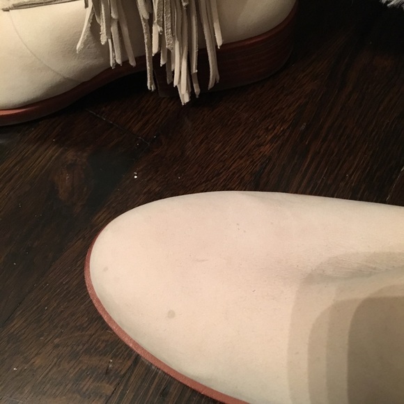 Leather cream over the knee boots with fringe - Picture 5 of 5